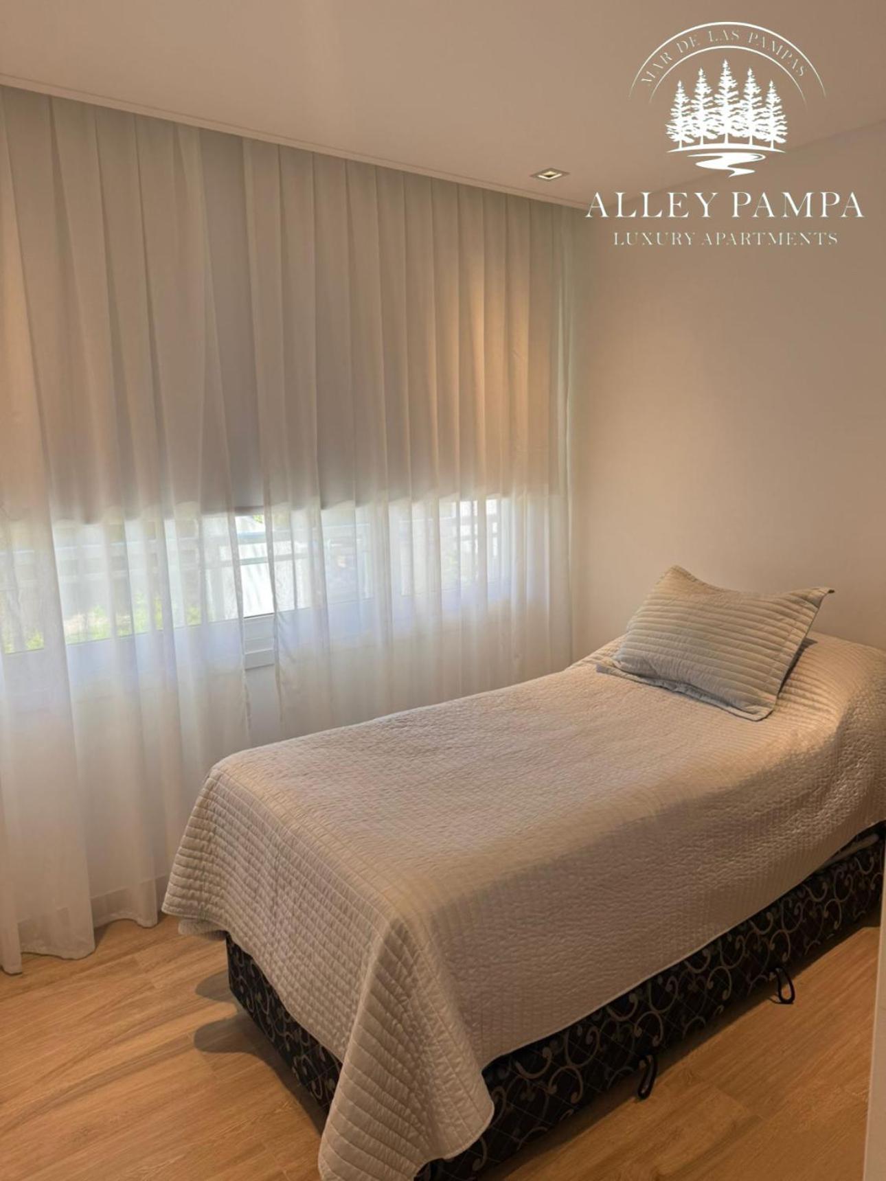 Alley Pampa Apartment