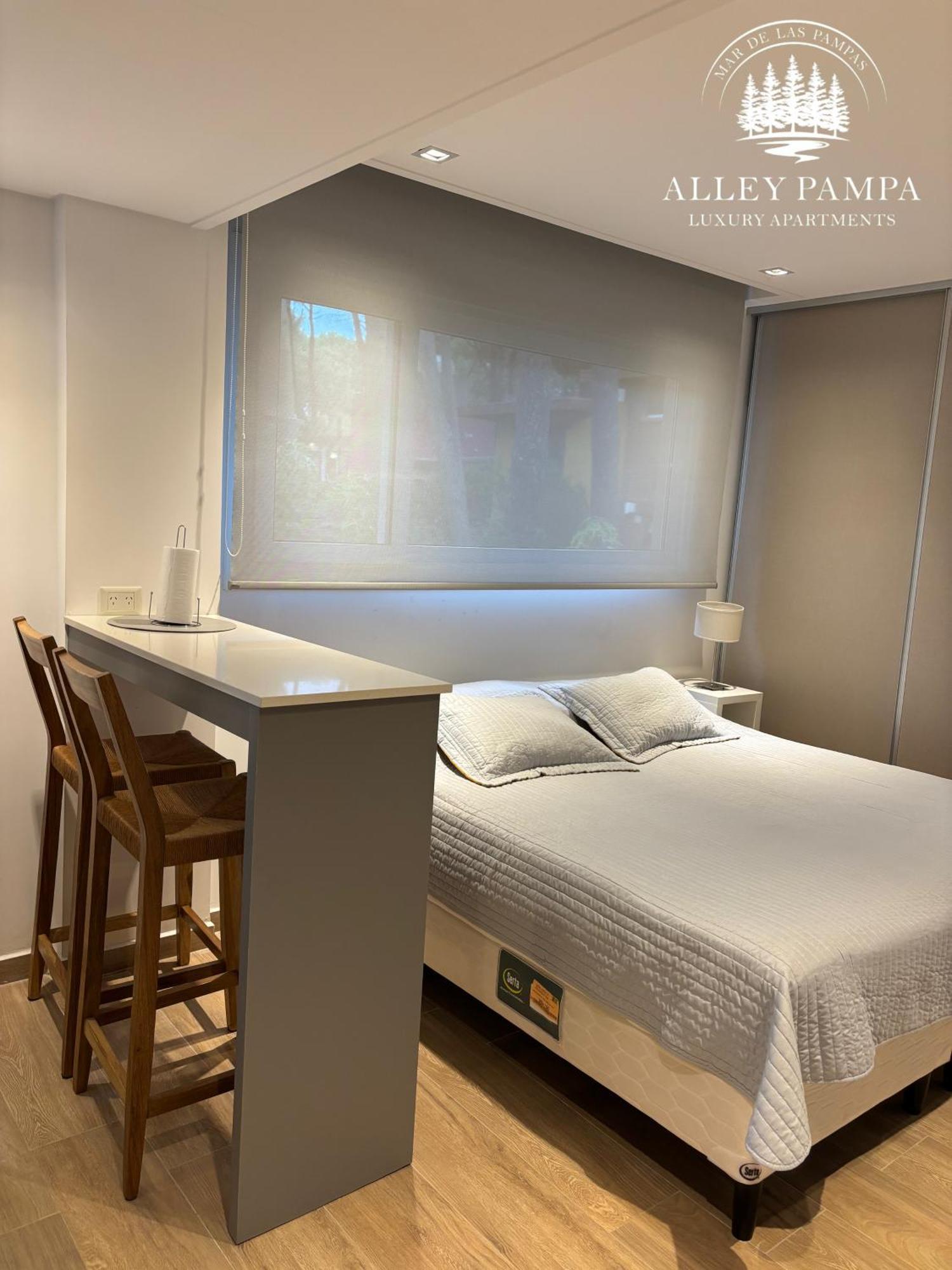 Alley Pampa
